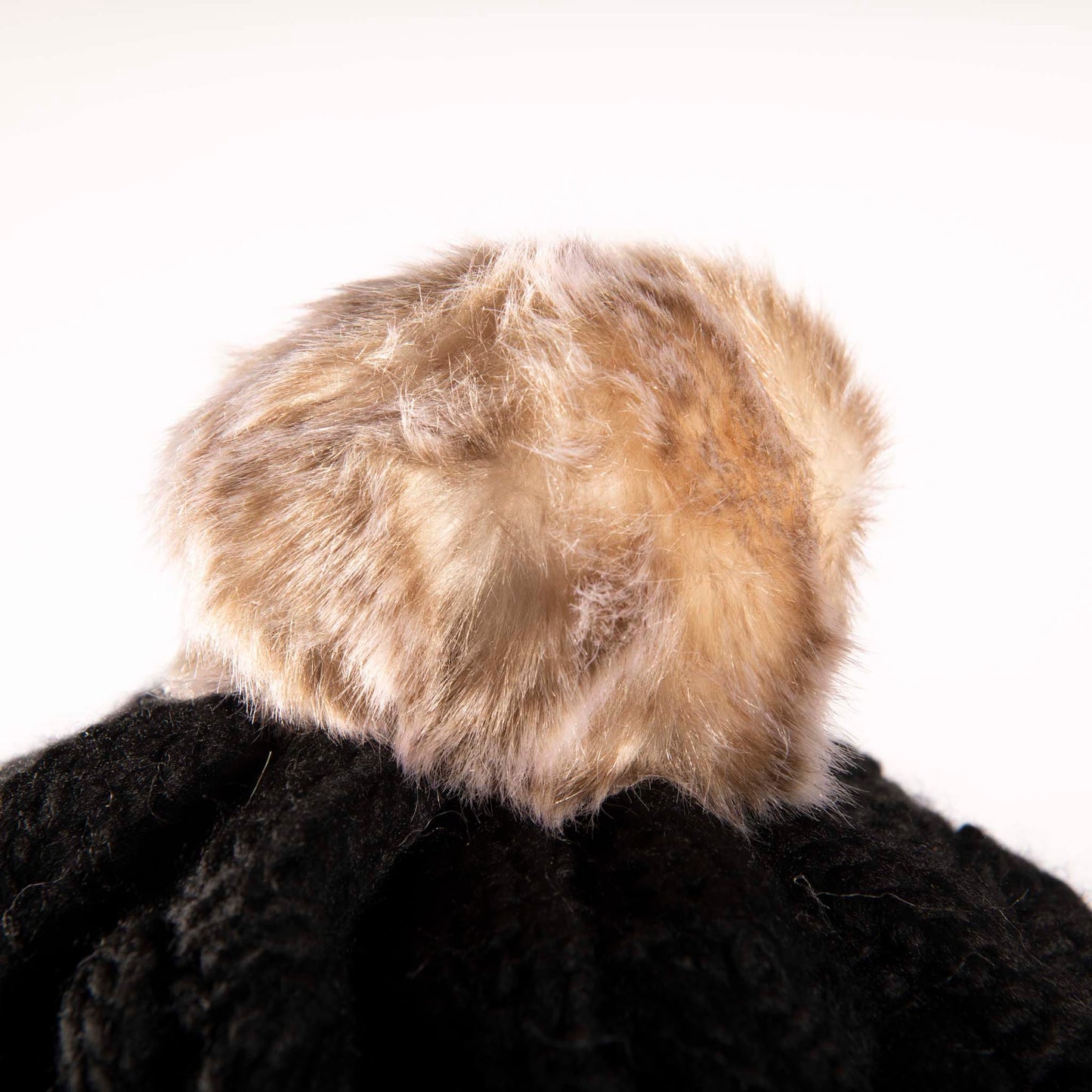 Aran Cable Trapper Hat [3 Colors]