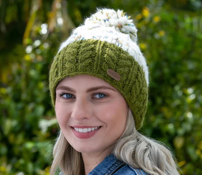Uneven Wool Bobble Fleck Hat [ 2 Colors]
