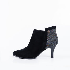 Harris Tweed & Sheepskin Pointed Heel Ankle Boots [2 Colors]