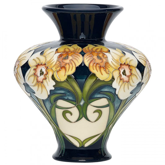The Winds of March 11/6 Vase