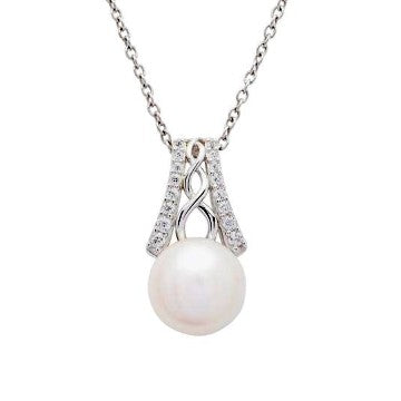 Trinity Pearl Pendant